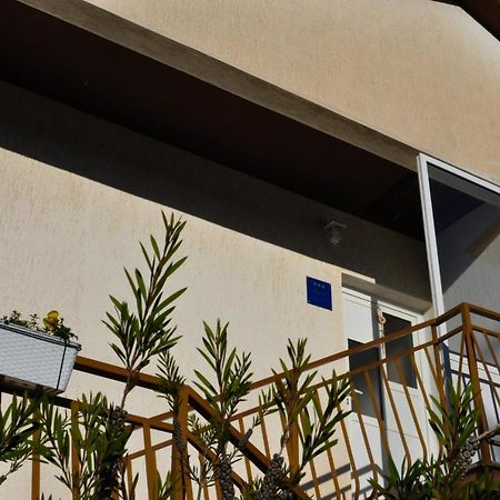 Apartman Anita Buzet Zewnętrze zdjęcie